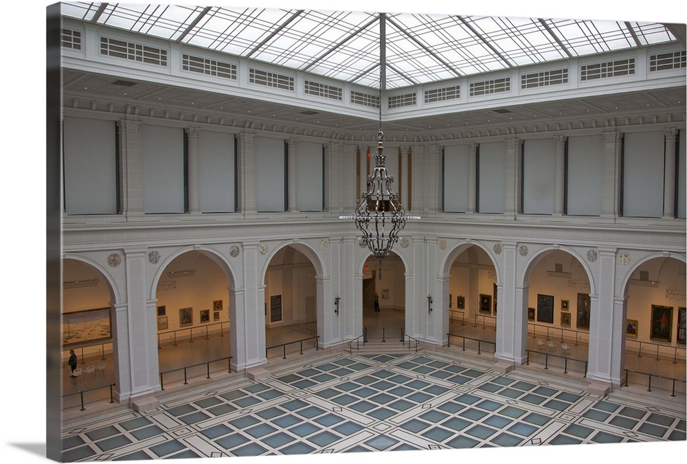 Brooklyn Museum, Brooklyn, New York, USA.  Founded in 1895, the Beaux-Arts building, designed by McKim, Mead and White, wa...