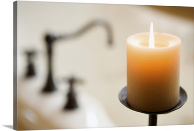 Burning aromatherapy candle