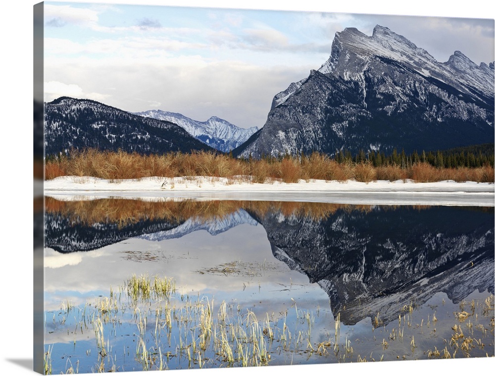 Canada, Alberta, Banff, Banff National Park, mount Rundle reflecting in Vermilion Lakes