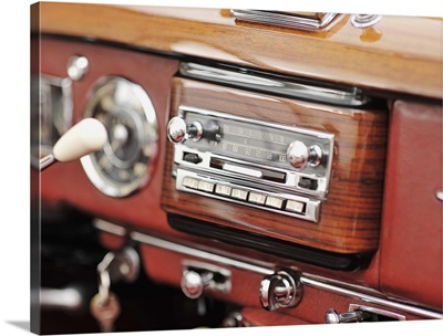 Car stereo in a vintage car