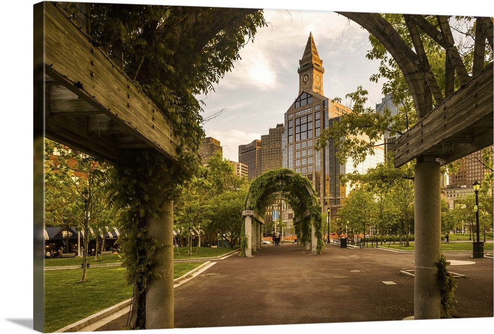 Christopher Columbus Waterfront Park