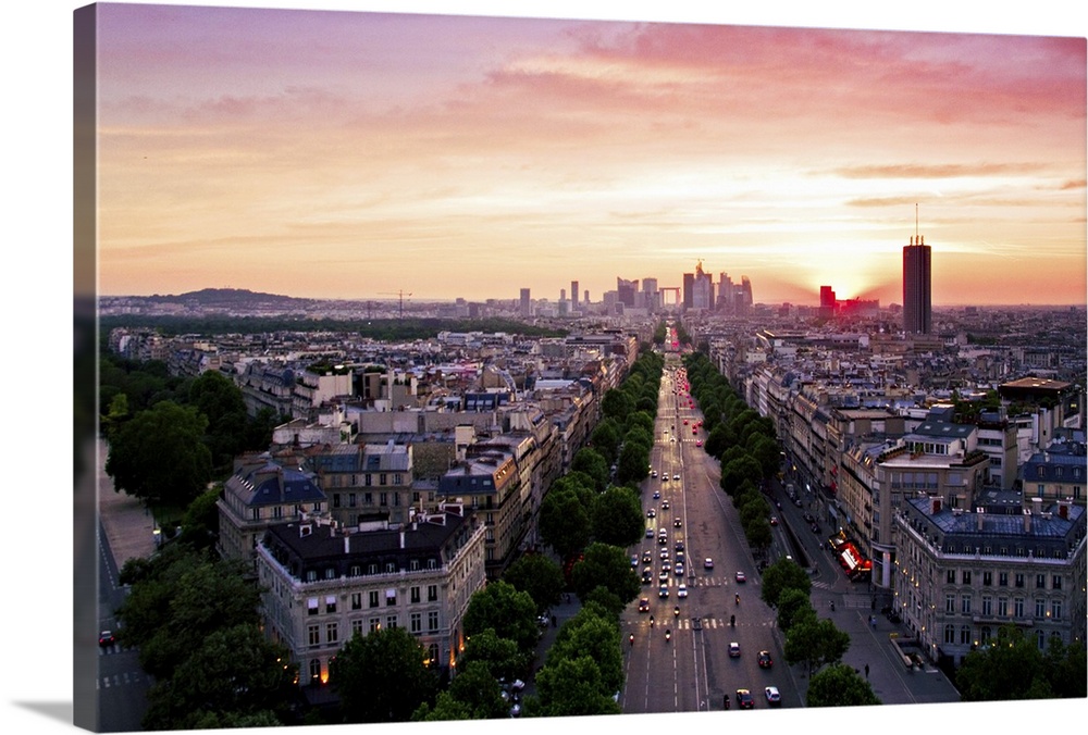 Cityscape at sunset, Pairs, France.