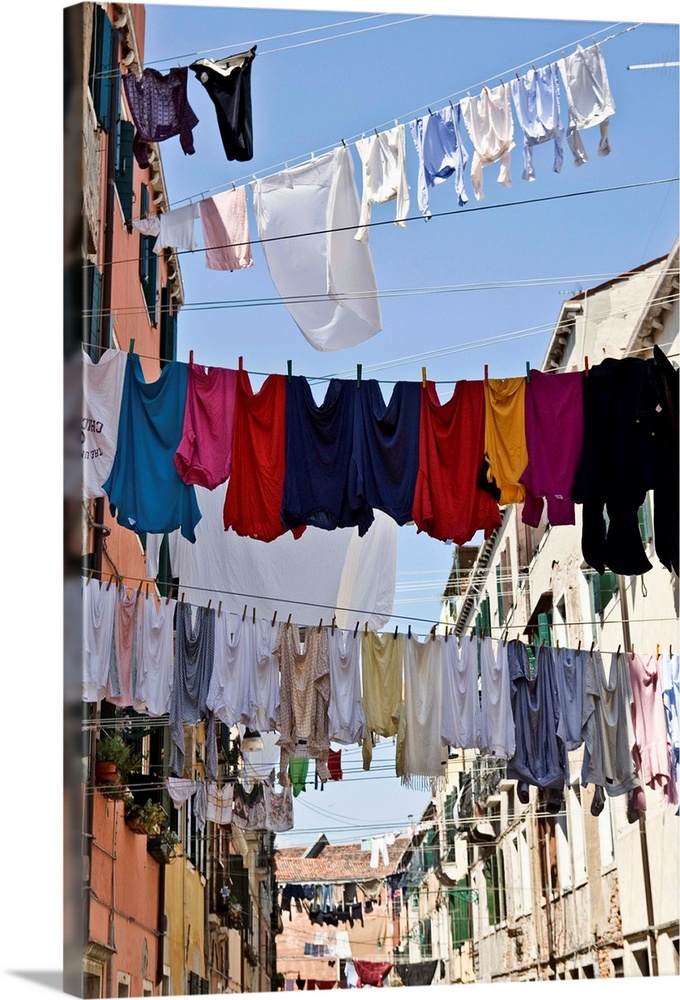 Clotheslines hanging from apartments