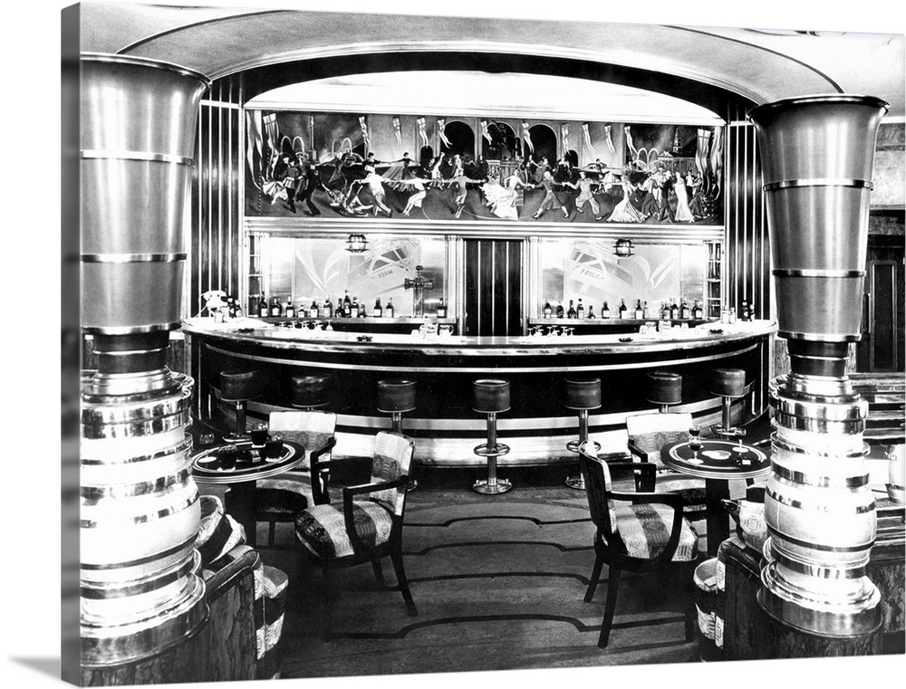 A glance at the forward observation lounge and cocktail bar of the new Cunard White Star superliner Queen Mary. Here Cabin...