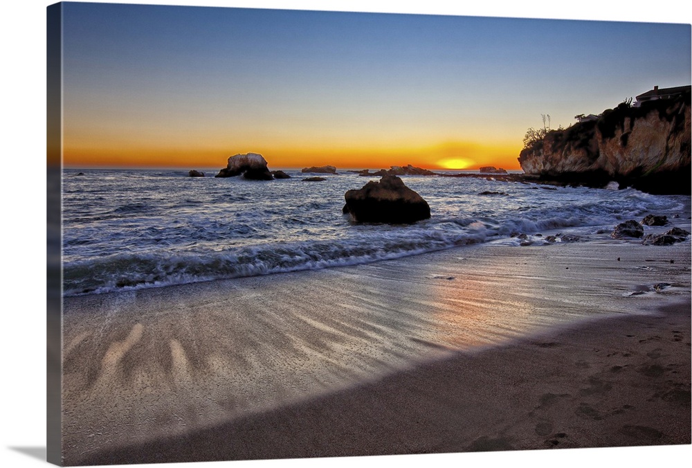 Cove during low tide at Shell Beach, California.