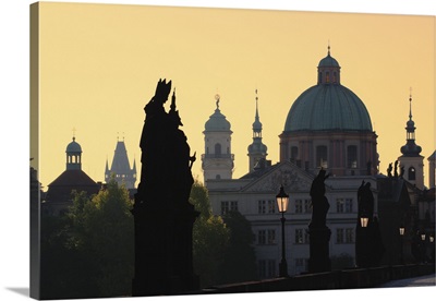 Czech Republic, Prague, Old Town, view from Charles Bridge, sunrise