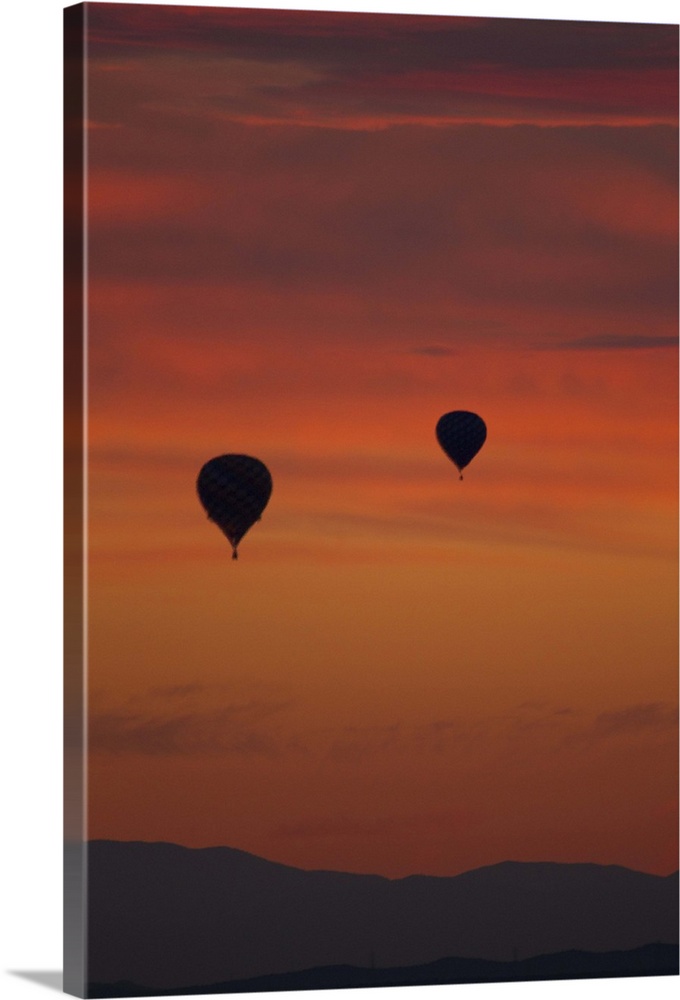 This is dawn patrol for the Albuquerque International Balloon Fiesta.