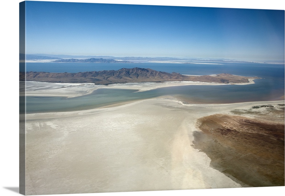 View of white salty sand beach in Utah's Great Salt Lake.