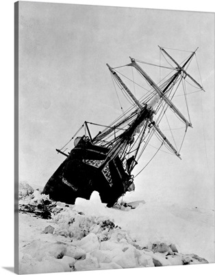 Ernest Shackleton's Expedition Ship Endurance Trapped In Ice