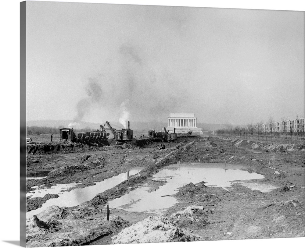 Work on the new Lincoln Memorial grounds is under way. Excavating for the big mirror lake.