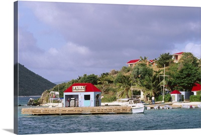 Fuel jetty morring and island buildings