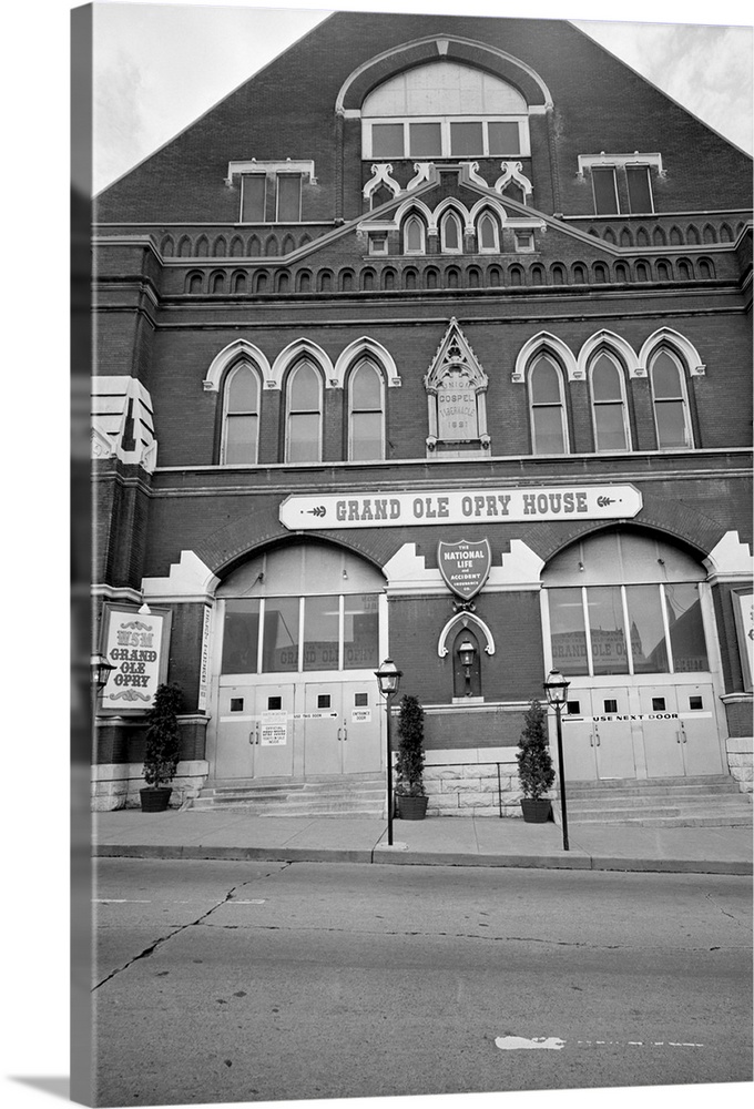 10/25/1970- Nashville, TN- Since 1925, Ryman Auditorium has been the home of the Grand Ole Opry and the national headquart...