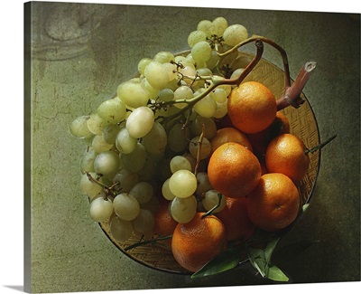 Grapes and tangerines