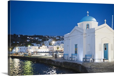 Greece, Cyclades Islands, Mykonos, Church in harbor