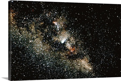 Halleys Comet  in the Milky Way