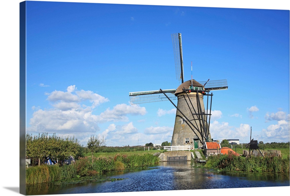 The Netherlands, wind mill of Kinderdijk, UNESCO World Heritage