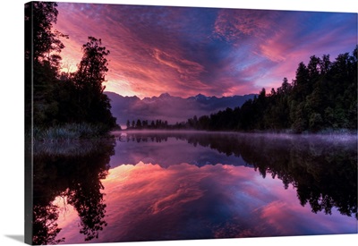 Lake Matheson, New Zealand