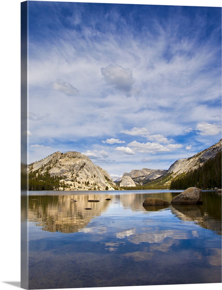 Lake Tenaya, beautiful alpine lake located in Yosemite National Park off of State Route 120. This road is also known as Ti...