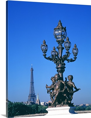 Lamp post on Pont Alexandre III Bridge and Eiffel Tower. Paris, France