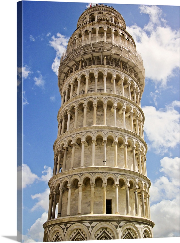 Leaning tower of Pisa.