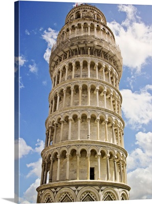 Leaning tower of Pisa.