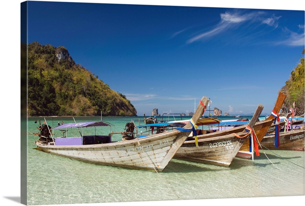 Longtailboat, traditional fishing boat at Tropical Island, Ko Tub, Krabi, Thailand, Asia