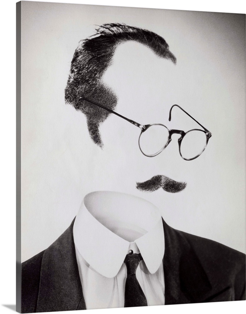 Portrait of a man with an invisible face. The only visible elements are his hair, his mustache and a pair of eyeglasses.