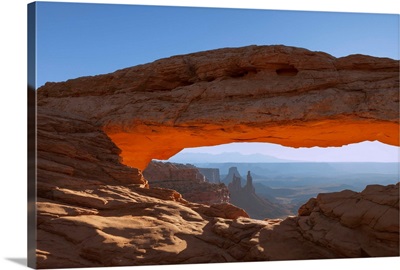 Mesa Arch at sunrise, wide angle, Canyonlands