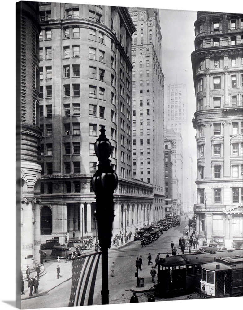 San Francisco, CA: Montgomery Street, the financial center of San Francisco, CA.