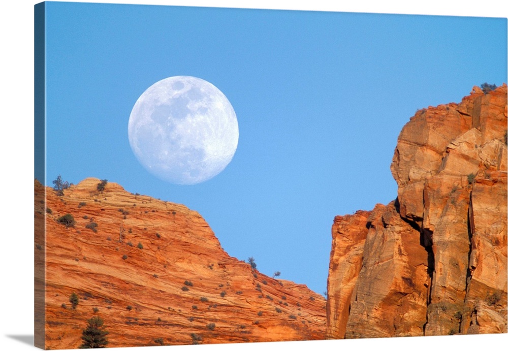 Moonrise over cliffs of Zion Canyon.