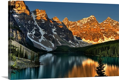 Moraine Lake Sunrise, Canada