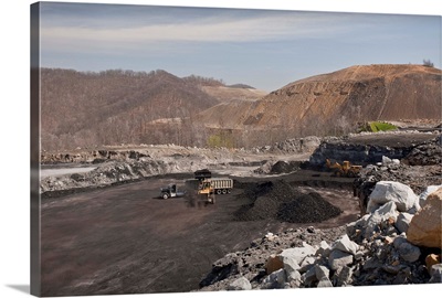 Mountaintop coal mine showing coal being loaded