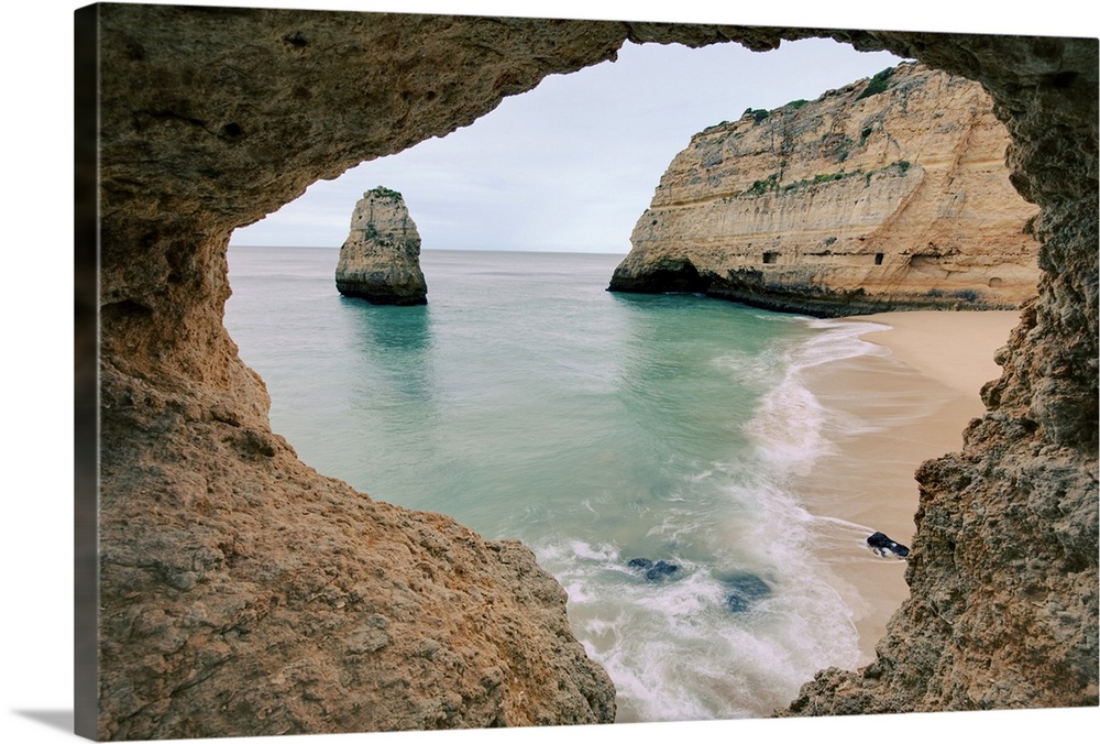 Natural frame through Remote beach in Lagoa Portugal.
