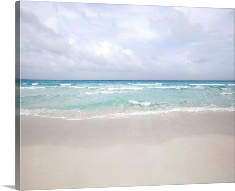 Mexico, cancun, beach with turquoise water and beautiful clouds.