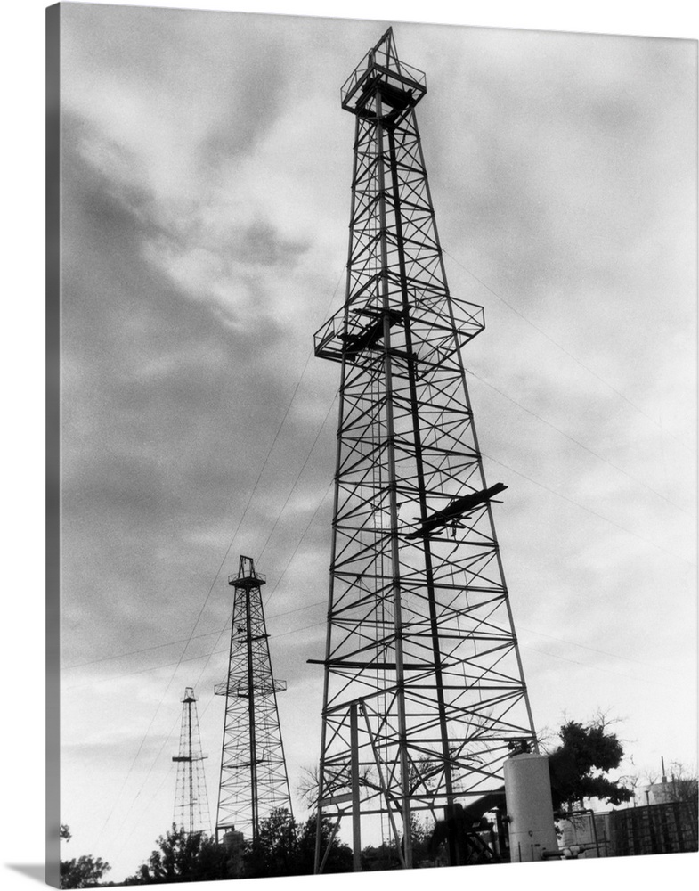 Oklahoma: Oil wells. Undated photograph.