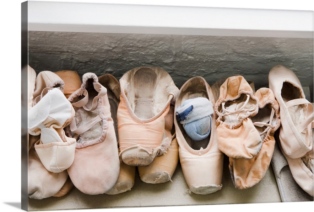 Pairs of pointe shoes