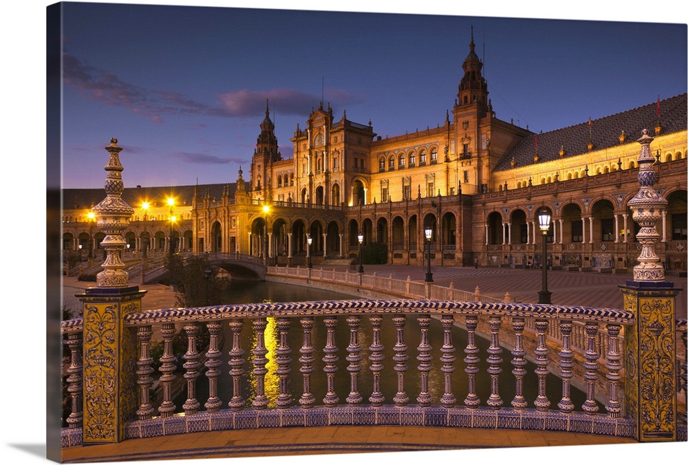 Spain, Andalucia Region, Seville Province, Seville, Plaza de Espana buildings, evening