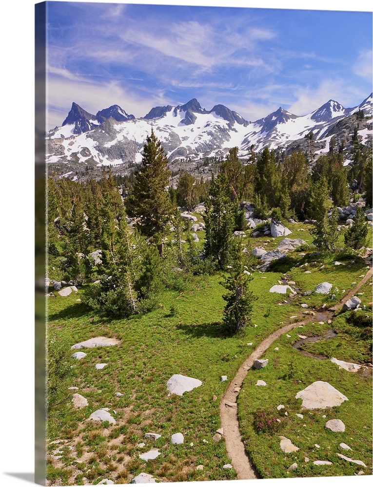 Pacific Crest trail leads through Ansel Adams Wilderness to Ritter Range.