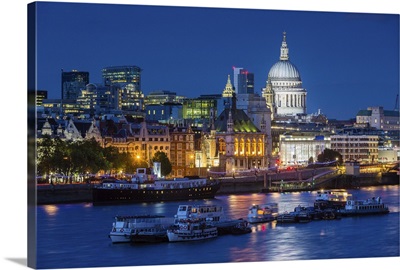 River Thames and St Paul's Cathedral at dusk