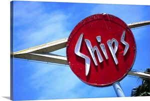 Ships restaurant sign in mid-city Los Angeles image thumbnail