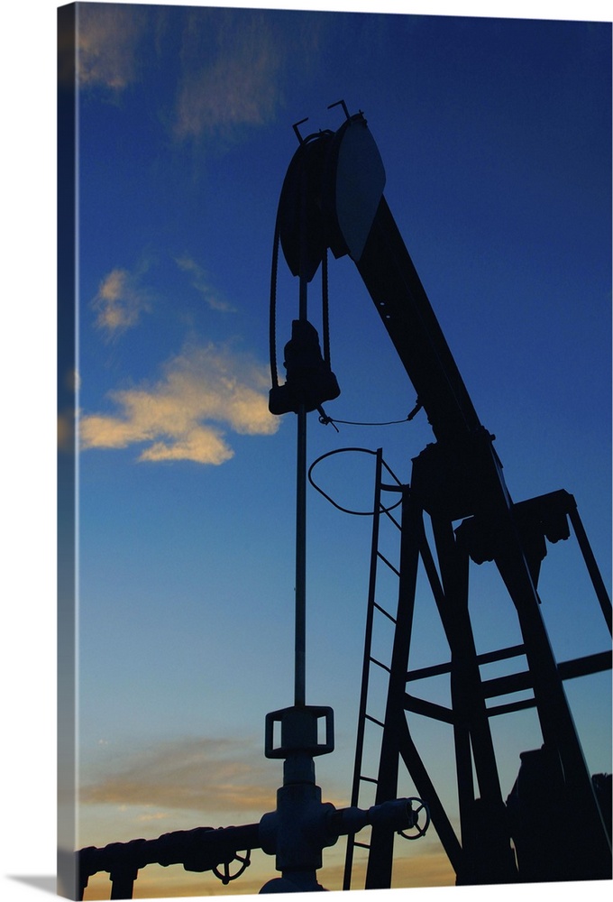 Silhouette of oil pump