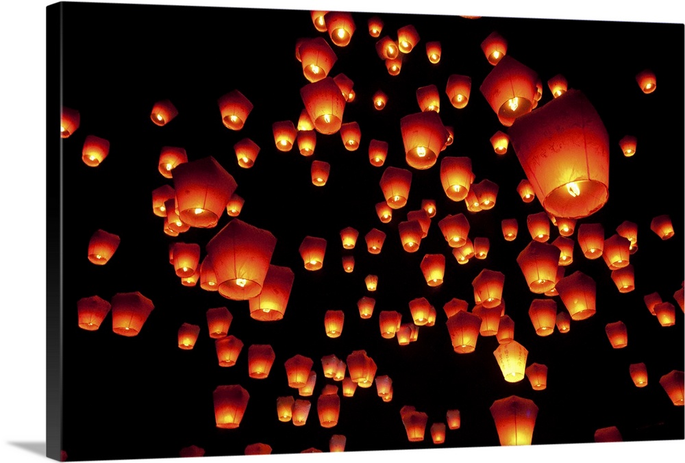 Sky lanterns in Pinghsi.