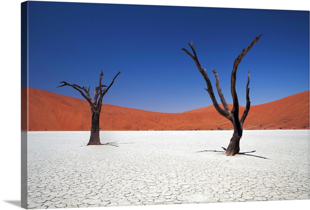 Sossusvlei in Namibia probably one of most photographed places in Namibia.