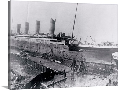 SS Olympic, one of the sister-ships of the Titanic, under construction, Belfast