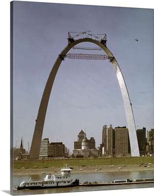 St Louis Arch Undergoing Construction
