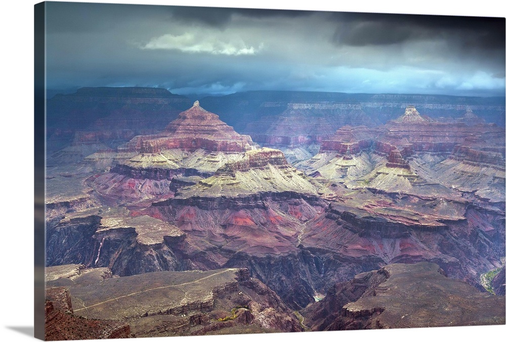 During my 5-day November stay on the South Rim of the Grand Canyon, I experienced much changeable weather, including this ...