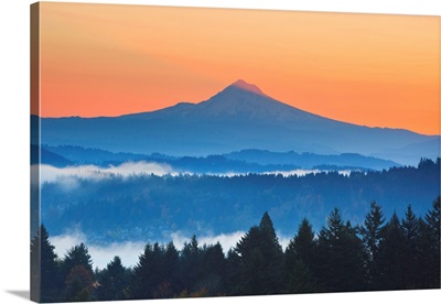 Sunrise through morning fog adds beauty to Happy Valley, Oregon, Pacific Northwest