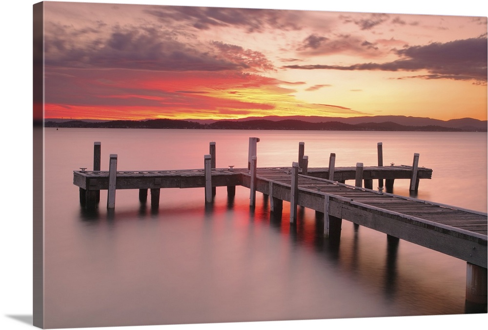 Sunset in Belmont, Lake Macquarie, central coast, NSW, Australia.