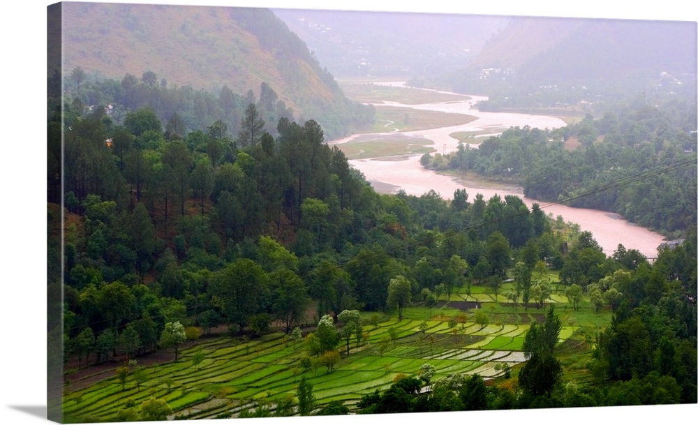 Azad Jammu and Kashmir is one of a lush green part of Pakistan. It is a place where rivers sway, water falls, butterflies ...