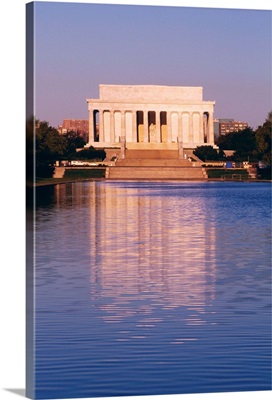 The Lincoln Memorial and the Reflecting Pool in Washington, DC